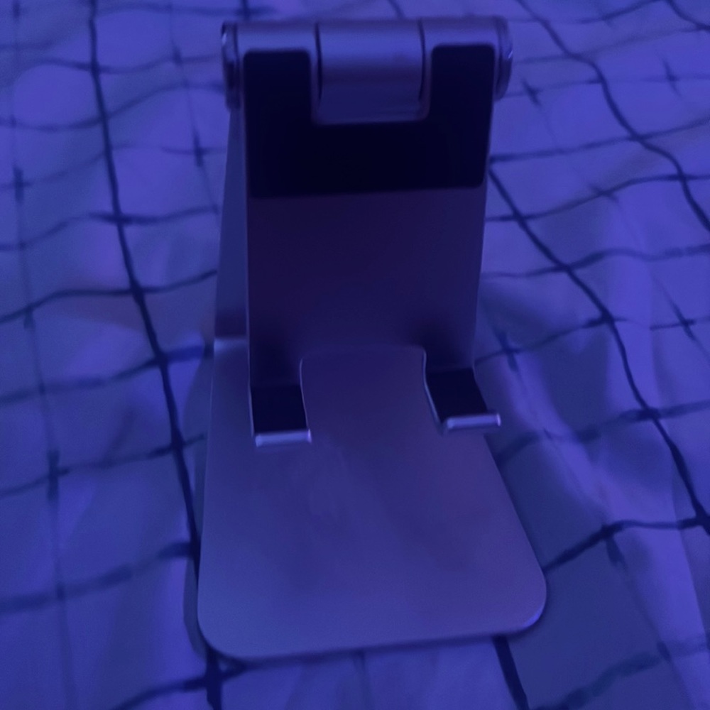 Phone stand